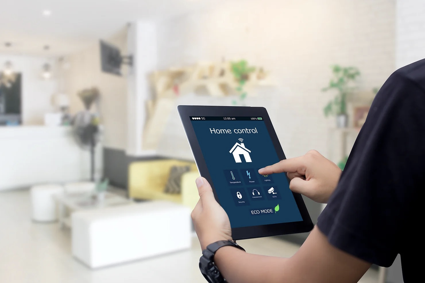 App to control safety at home for seniors